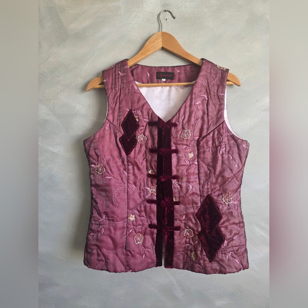 Embroidered Asian Quilted Style Madarian Collar & Knot Closure Vest Velour 44